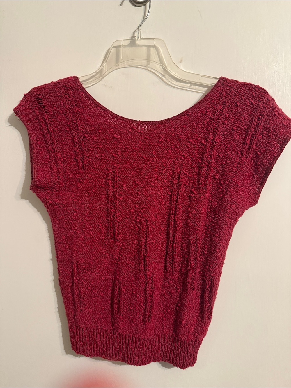 Crewneck Short Sleeve Knit Top in Deep Wine